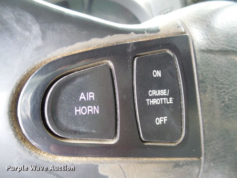 image for item DG5593 2007 International 8600 dump truck