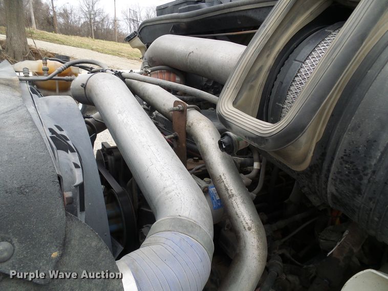 image for item DG5593 2007 International 8600 dump truck