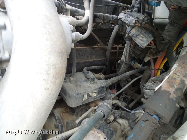 image for item DG5593 2007 International 8600 dump truck