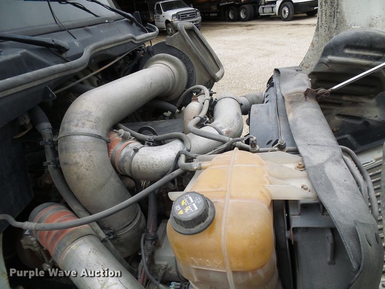 image for item DG5593 2007 International 8600 dump truck