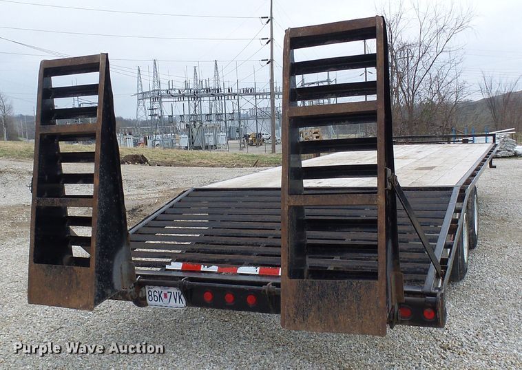 image for item DG5594 2014 PJ Trailers FD282 equipment trailer