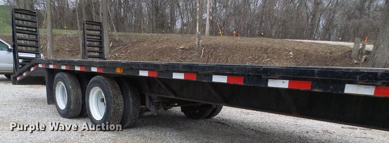 image for item DG5594 2014 PJ Trailers FD282 equipment trailer