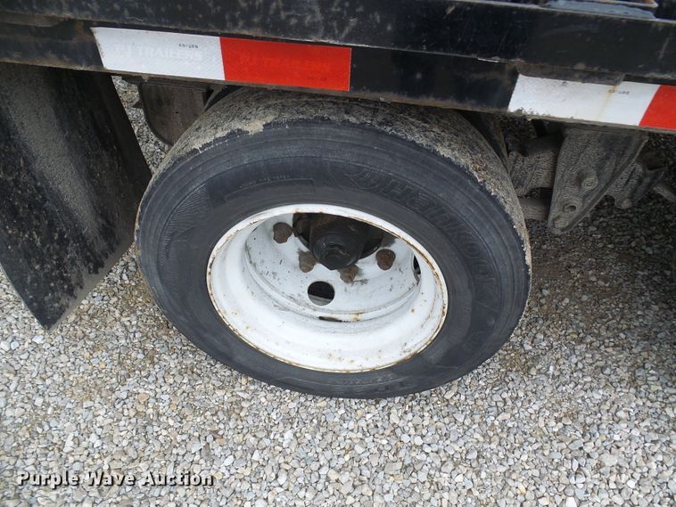 image for item DG5594 2014 PJ Trailers FD282 equipment trailer