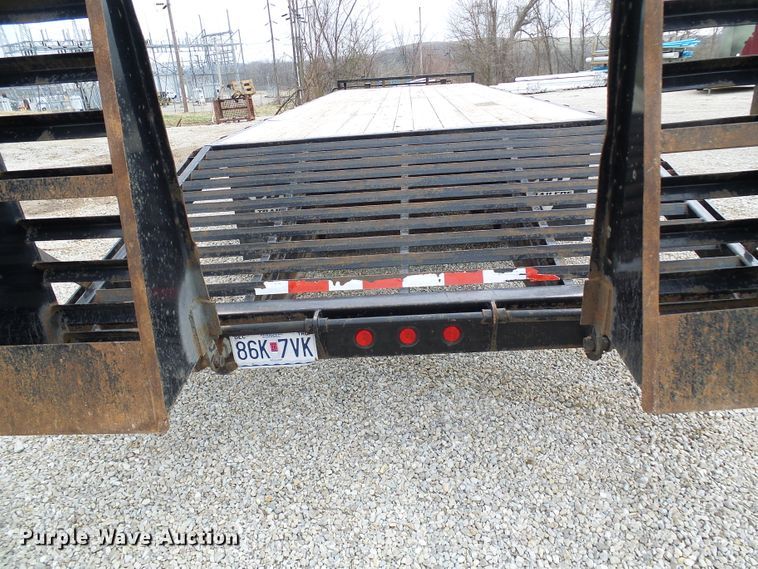 image for item DG5594 2014 PJ Trailers FD282 equipment trailer