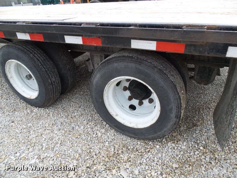 image for item DG5594 2014 PJ Trailers FD282 equipment trailer