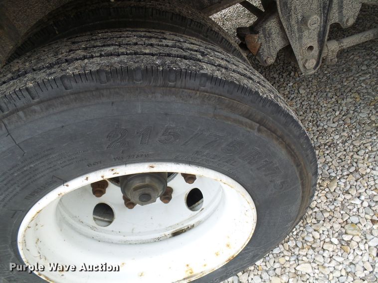 image for item DG5594 2014 PJ Trailers FD282 equipment trailer