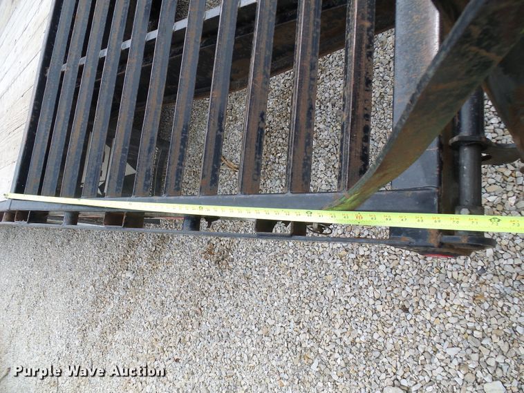 image for item DG5594 2014 PJ Trailers FD282 equipment trailer