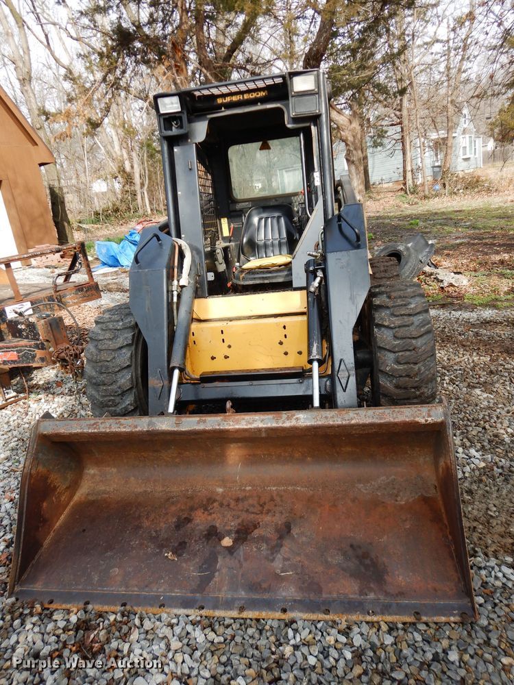 image for item DG6337 1996 New Holland LX865  skid steer loader