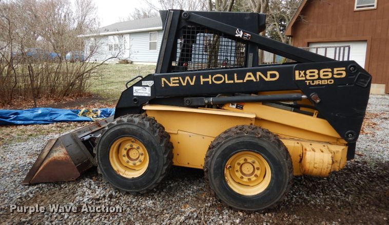 image for item DG6337 1996 New Holland LX865  skid steer loader