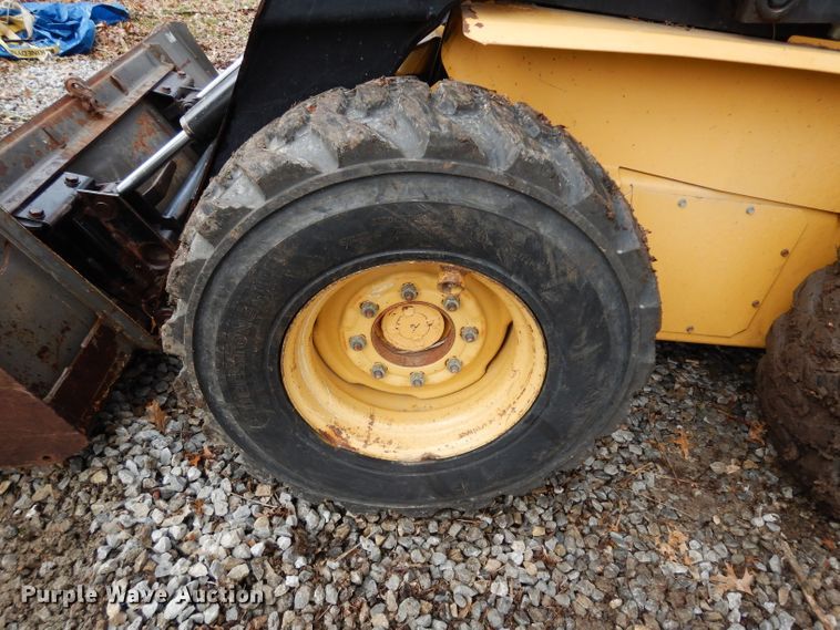 image for item DG6337 1996 New Holland LX865  skid steer loader