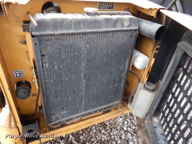 image for item DG6337 1996 New Holland LX865  skid steer loader