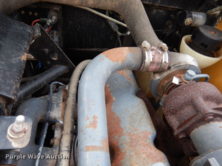 image for item DG6337 1996 New Holland LX865  skid steer loader