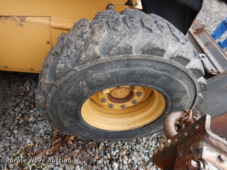 image for item DG6337 1996 New Holland LX865  skid steer loader