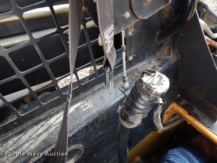 image for item DG6337 1996 New Holland LX865  skid steer loader