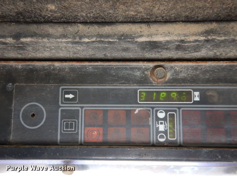 image for item DG6337 1996 New Holland LX865  skid steer loader