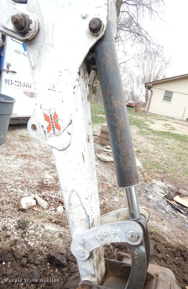 image for item DG6353 2003 Bobcat 430 ZHS mini excavator