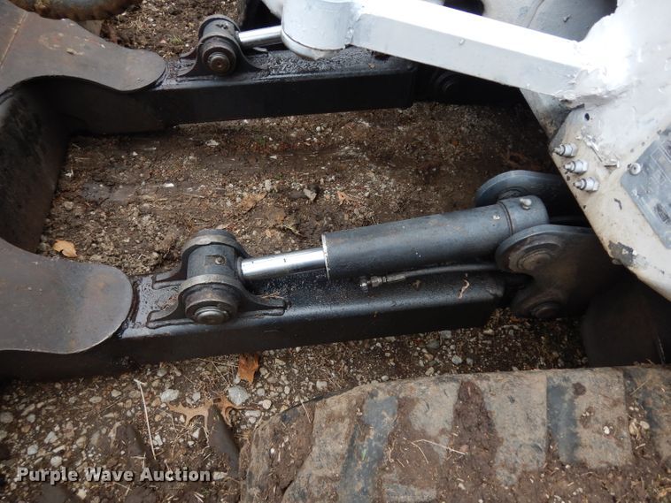 image for item DG6353 2003 Bobcat 430 ZHS mini excavator