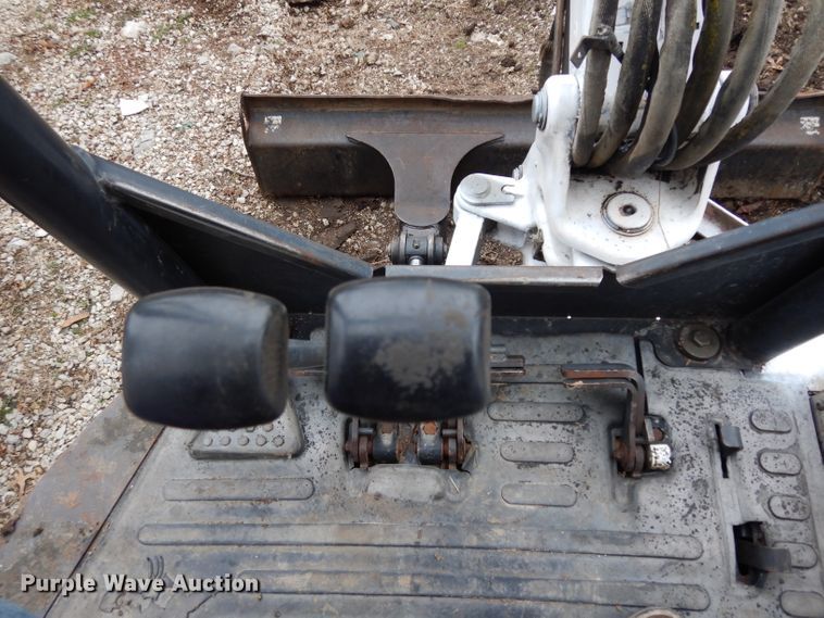 image for item DG6353 2003 Bobcat 430 ZHS mini excavator