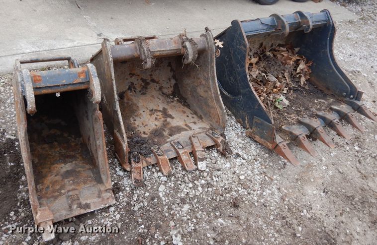 image for item DG6353 2003 Bobcat 430 ZHS mini excavator