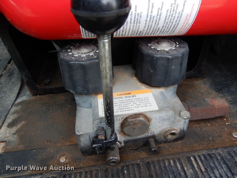 image for item DH2376 1990 International 4900 dump truck