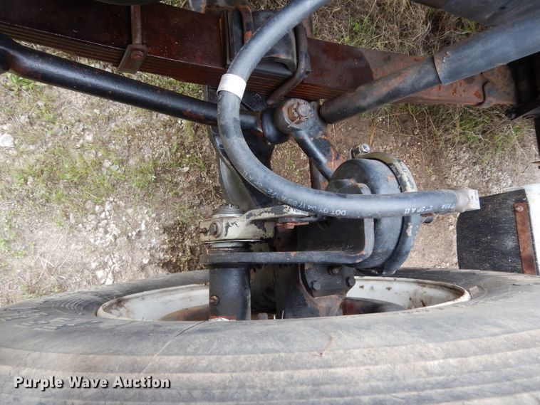 image for item DH2376 1990 International 4900 dump truck