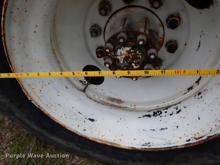 image for item DH2376 1990 International 4900 dump truck