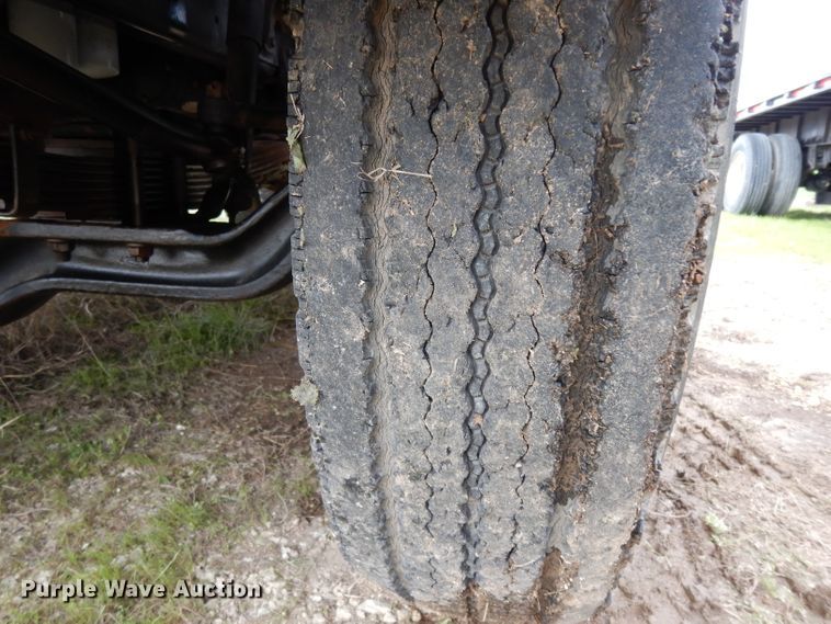 image for item DH2376 1990 International 4900 dump truck