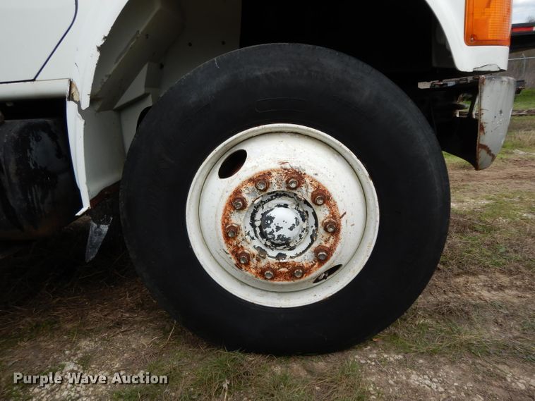 image for item DH2376 1990 International 4900 dump truck