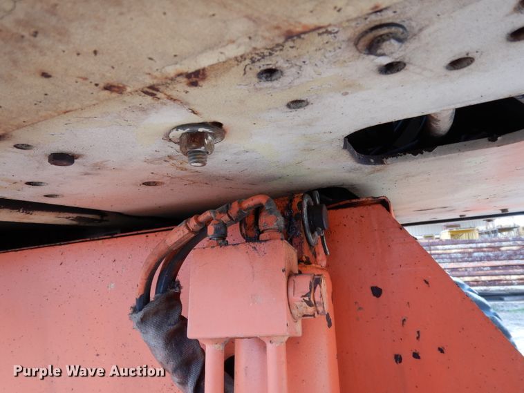 image for item DH2377 1993 JLG 40HA  boom lift