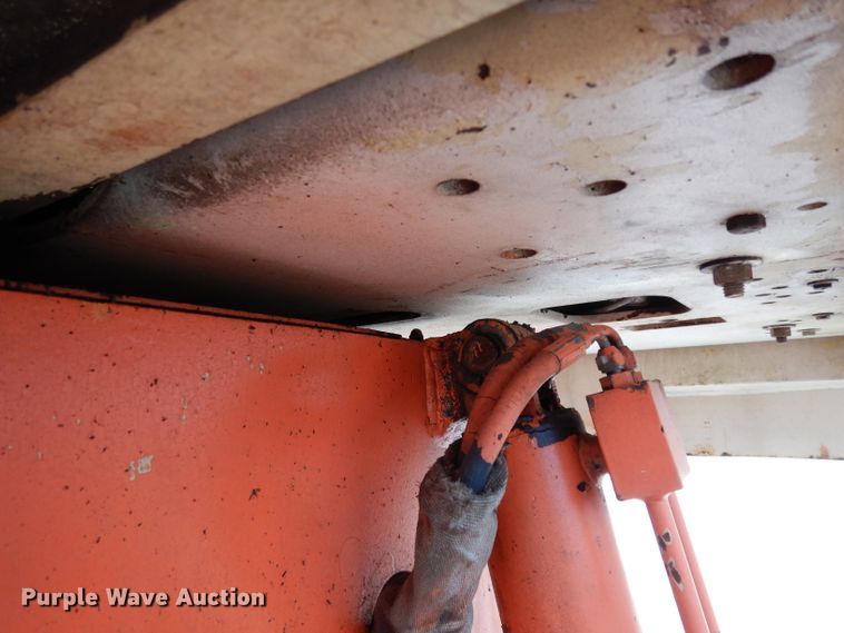 image for item DH2377 1993 JLG 40HA  boom lift