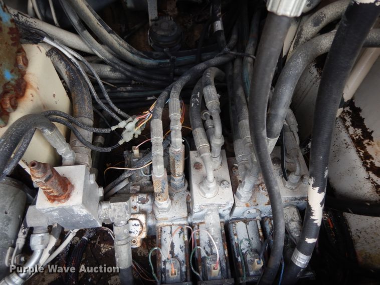 image for item DH2377 1993 JLG 40HA  boom lift