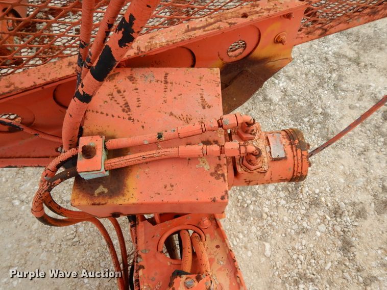 image for item DH2377 1993 JLG 40HA  boom lift