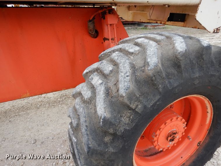 image for item DH2377 1993 JLG 40HA  boom lift