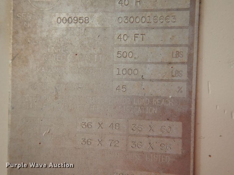 image for item DH2377 1993 JLG 40HA  boom lift