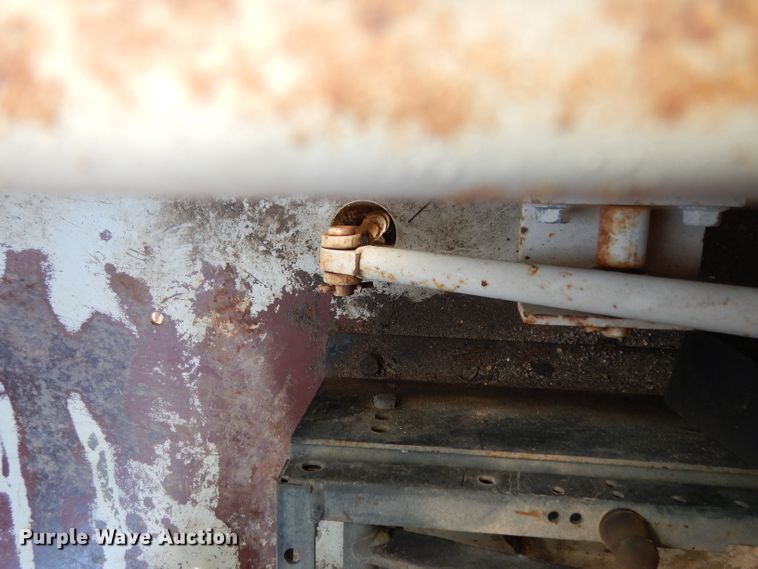 image for item DH2378 1999 P & H CN128 crane