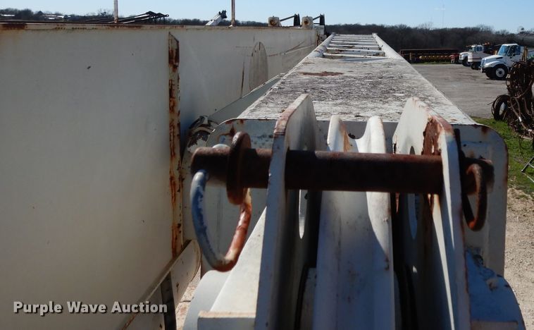 image for item DH2378 1999 P & H CN128 crane