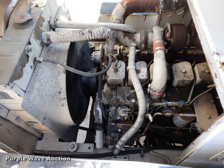 image for item DH2378 1999 P & H CN128 crane