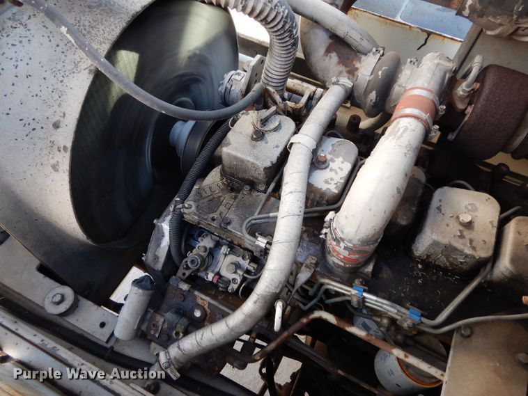 image for item DH2378 1999 P & H CN128 crane