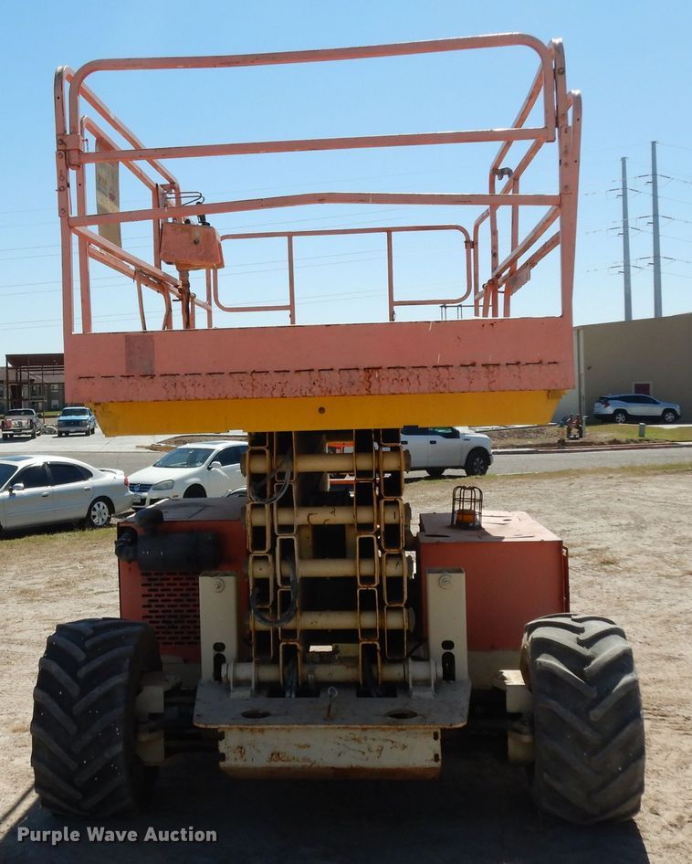 image for item DH2379 2000 JLG 40-RTS scissor lift