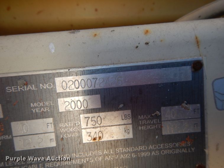 image for item DH2379 2000 JLG 40-RTS scissor lift