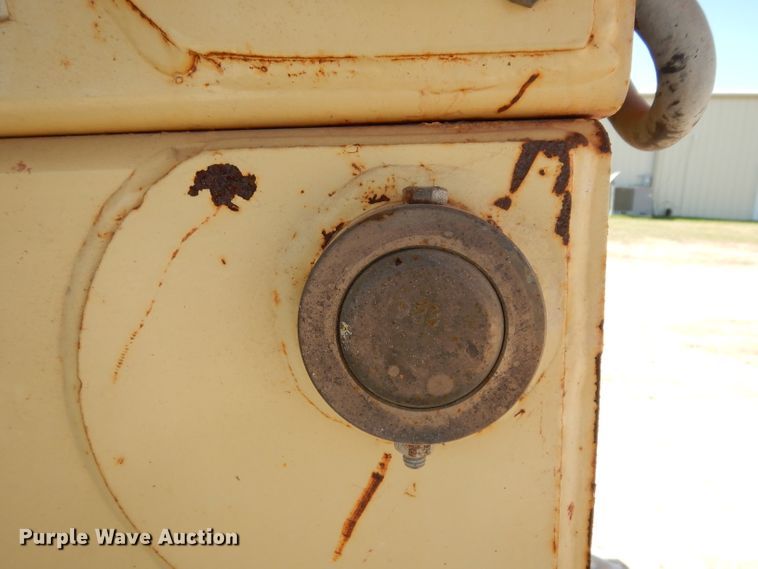 image for item DH2379 2000 JLG 40-RTS scissor lift