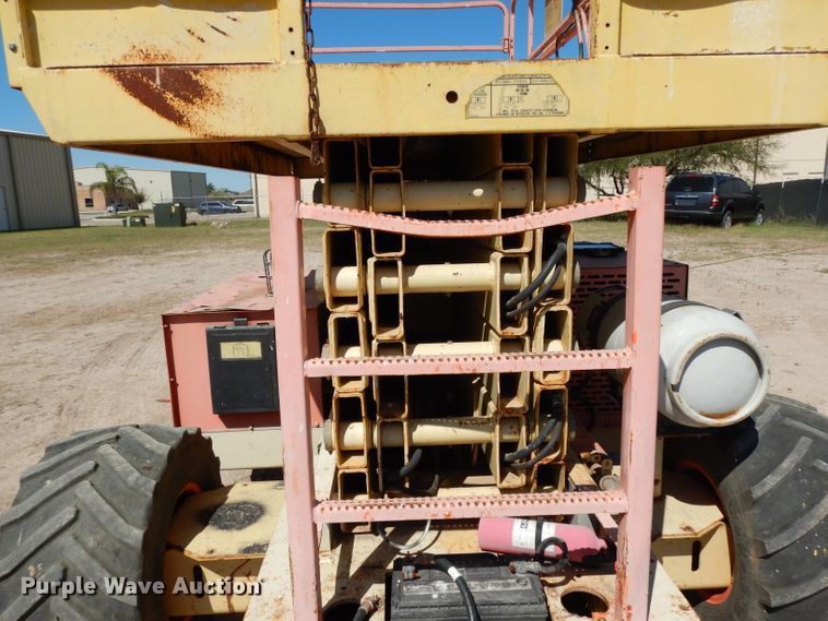 image for item DH2379 2000 JLG 40-RTS scissor lift