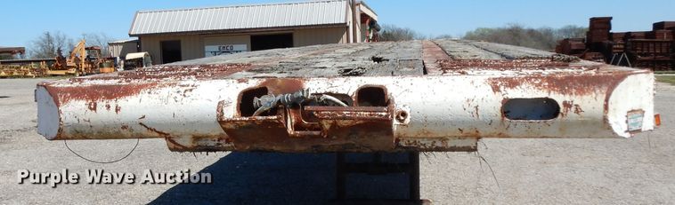 image for item DH2391 1973 Miller Float flatbed trailer