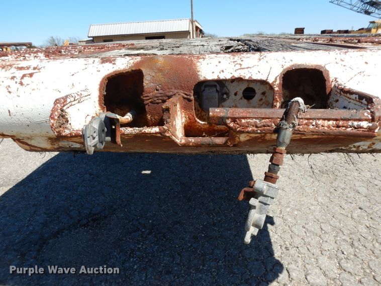 image for item DH2391 1973 Miller Float flatbed trailer