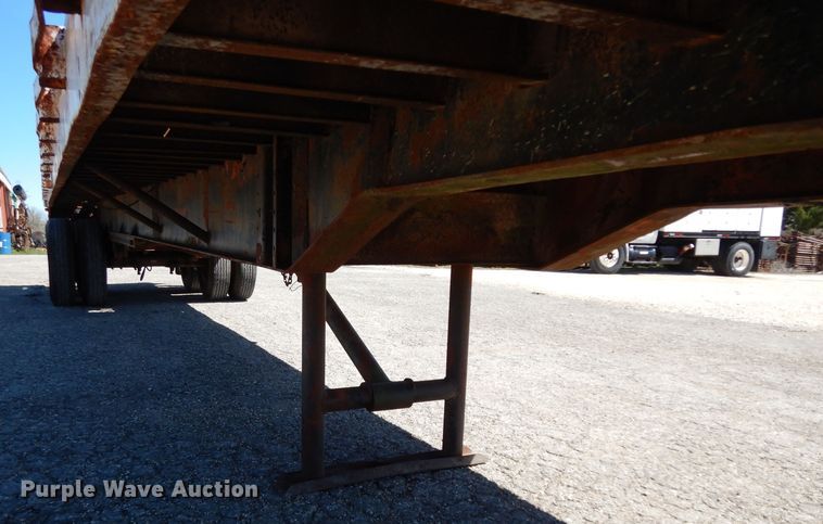 image for item DH2391 1973 Miller Float flatbed trailer