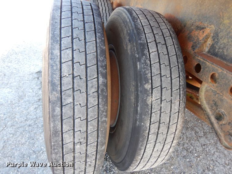 image for item DH2391 1973 Miller Float flatbed trailer