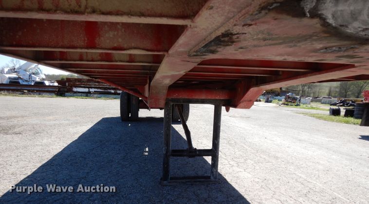 image for item DH2392 1979 Nabors flatbed trailer