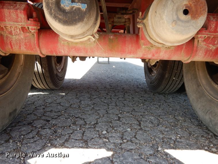 image for item DH2392 1979 Nabors flatbed trailer