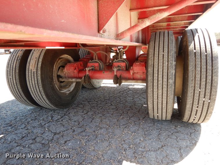 image for item DH2392 1979 Nabors flatbed trailer