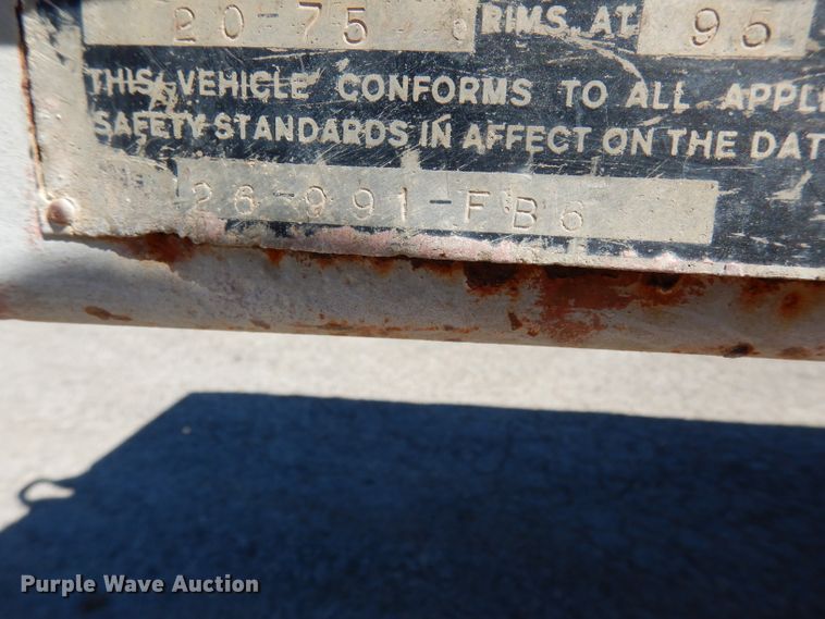 image for item DH2392 1979 Nabors flatbed trailer